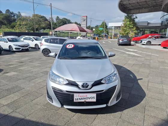 TOYOTA YARIS 1.5 16V FLEX SEDAN XL LIVE MULTIDRIVE